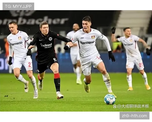 大风天气影响传球精度，法兰克福对阵弗赖堡比赛多次出现中断